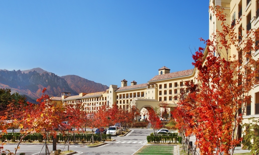 한화리조트 설악 쏘라노 가을 전경. (사진= 한화리조트)