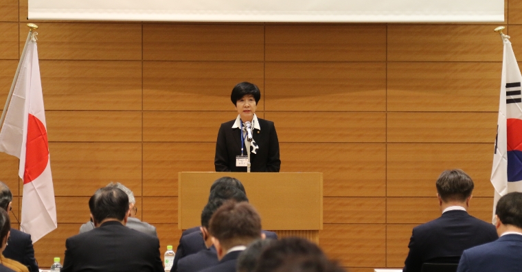 지난 9월 15일 일본 도쿄 중의원 제1의원회관에서 열린 한일·일한 의련 합동총회 개회에서 김영주 국회부의장이 축사하고 있다. (사진=연합뉴스)