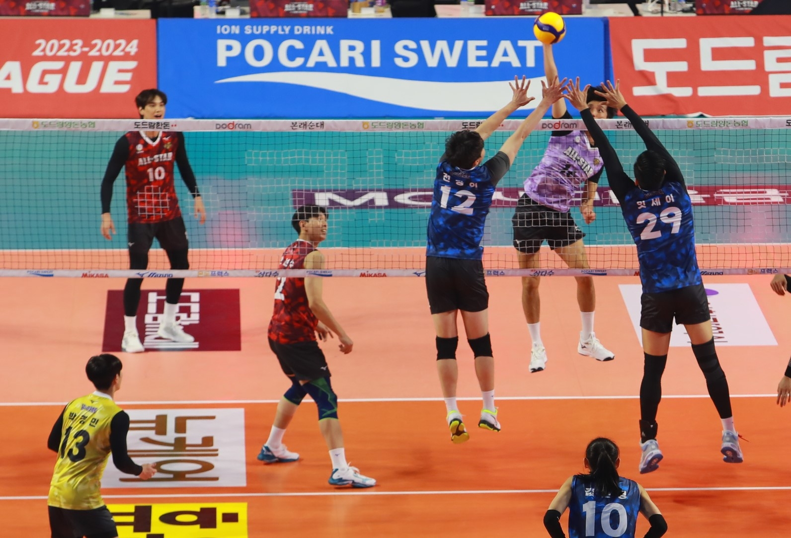 동아오츠카, V리그 올스타전 공식음료 활동