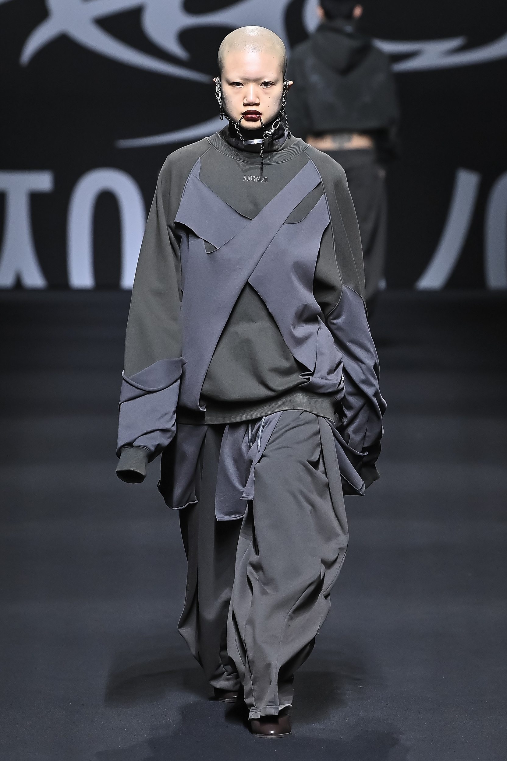 아조바이아조 2024 FW 서울패션위크 컬렉션 이미지. (사진=아조바이아조)