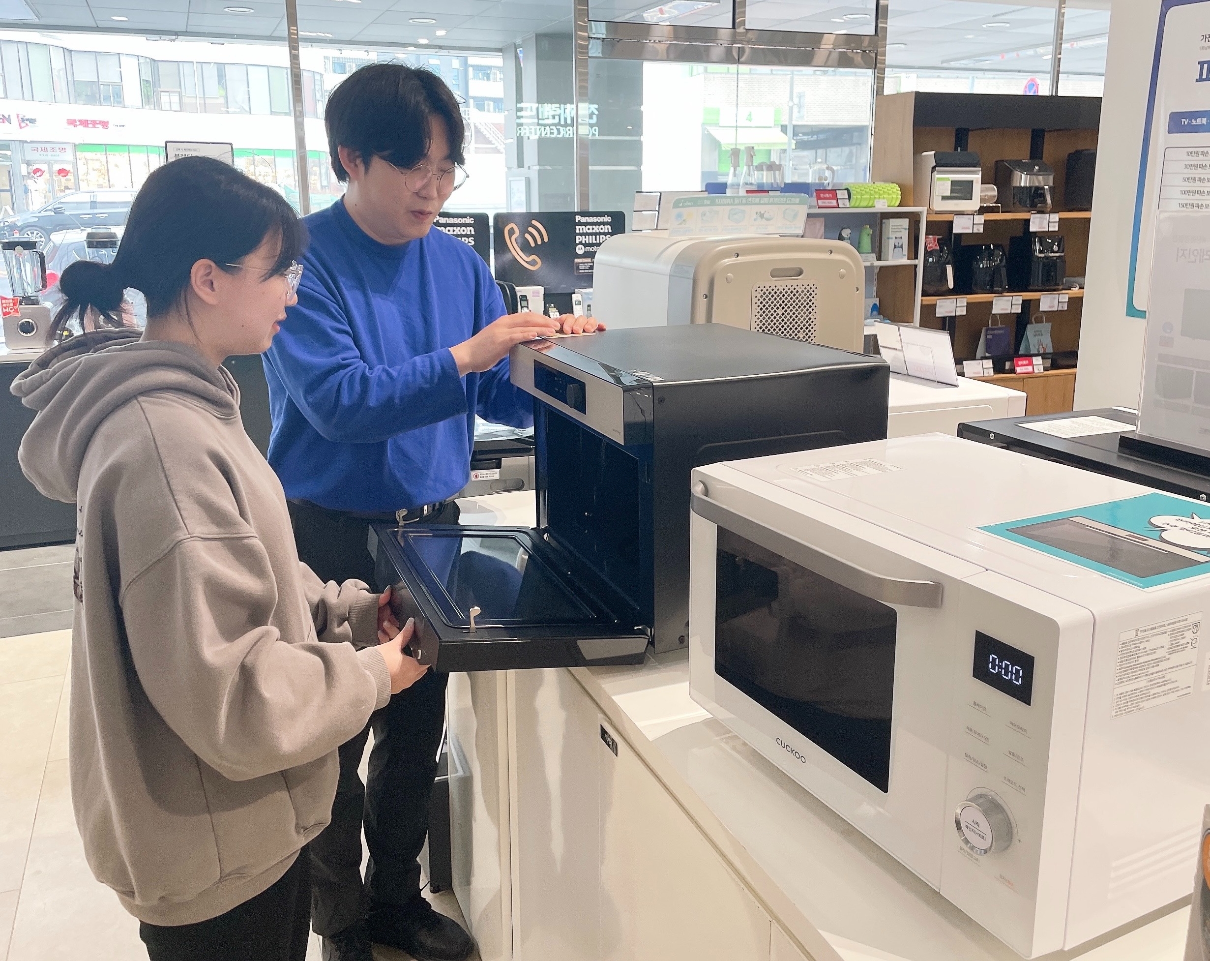 전자랜드 "치솟는 외식 물가에 ‘집밥’용 주방 가전 매출 증가했다"