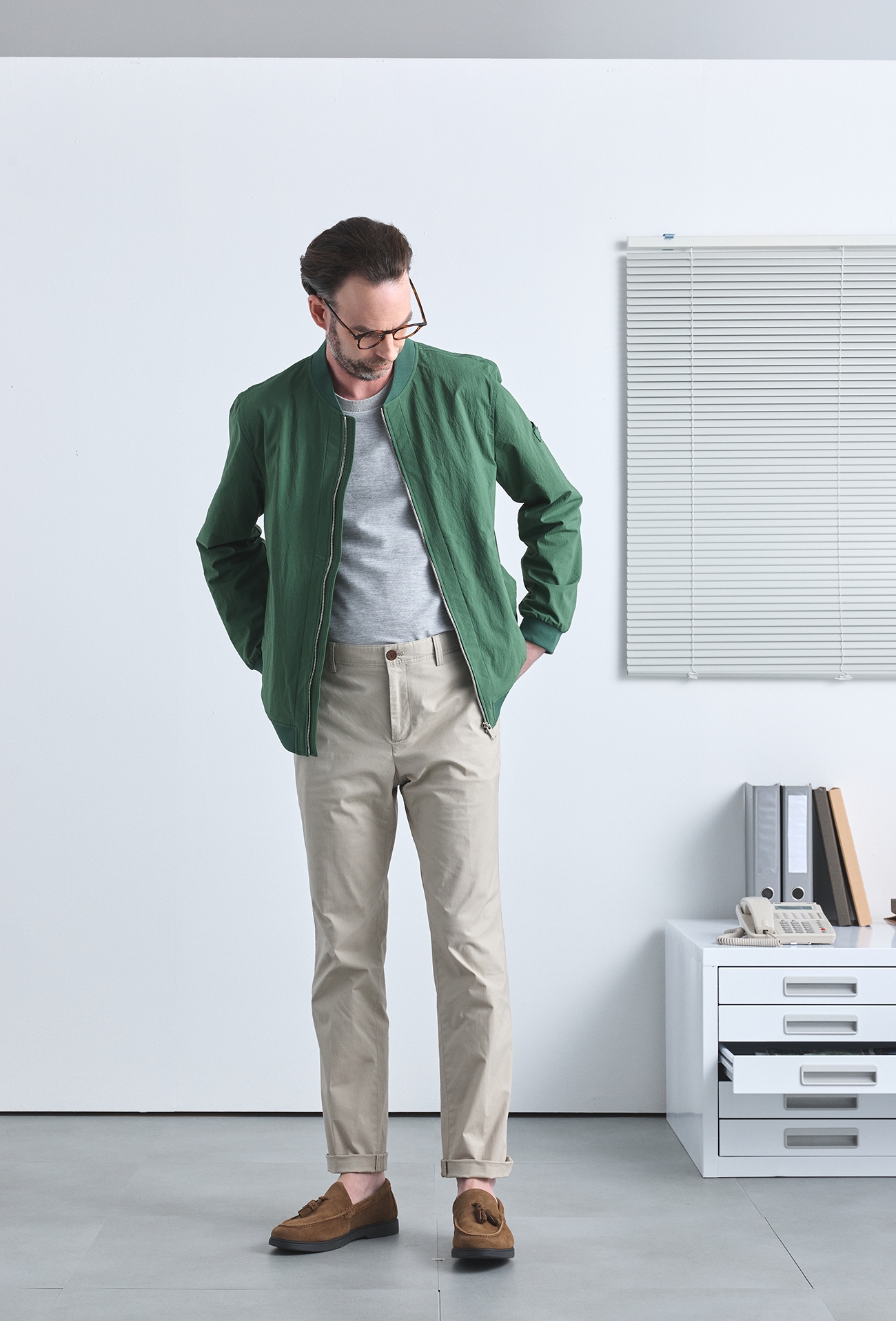 코오롱FnC 브렌우드, 봄여름용‘ 컴포치노 팬츠’ 선판매 진행