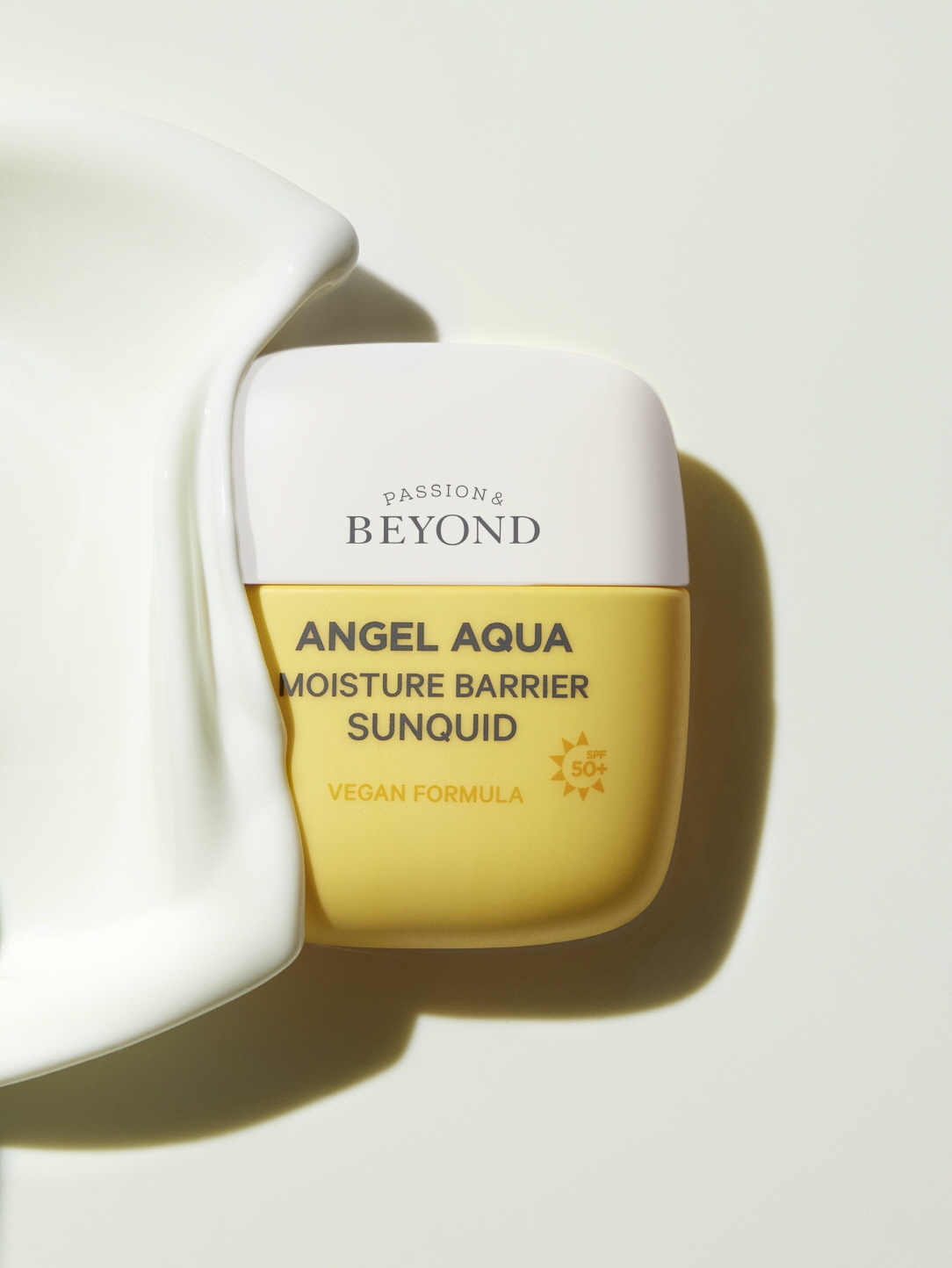 LG생활건강, ‘비욘드 엔젤 아쿠아 보습 장벽 선퀴드’ 선보여