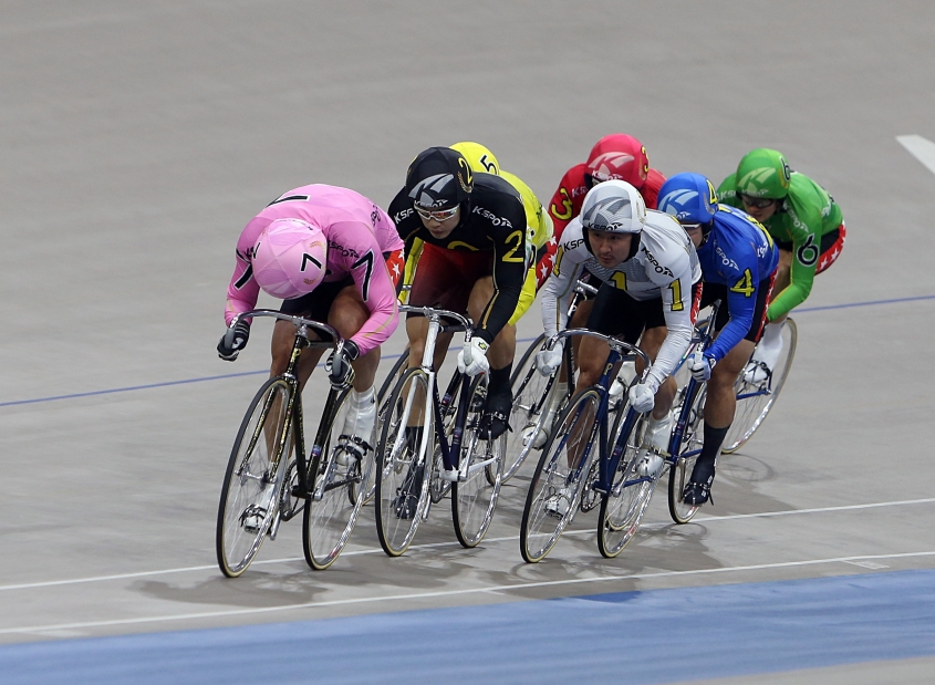 광명스피돔에서 특선 급 선수들이 경주를 펼치고 있다.(사진=국민체육진흥공단)