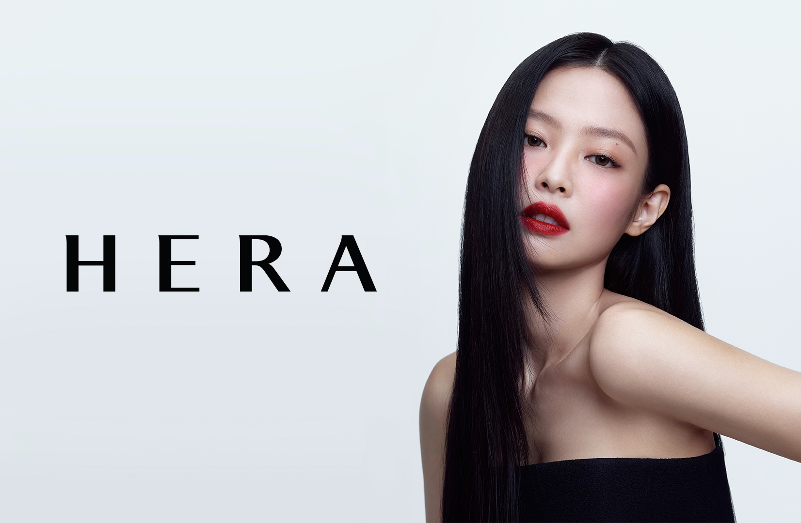 헤라, 제니와 모델 재계약