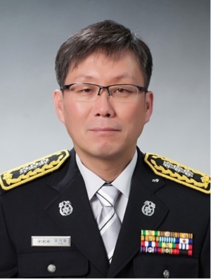 부산 사하소방서 예방안전과장(소방령 엄기철)