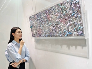 갤러리아百, 한지 미술 작품 전시