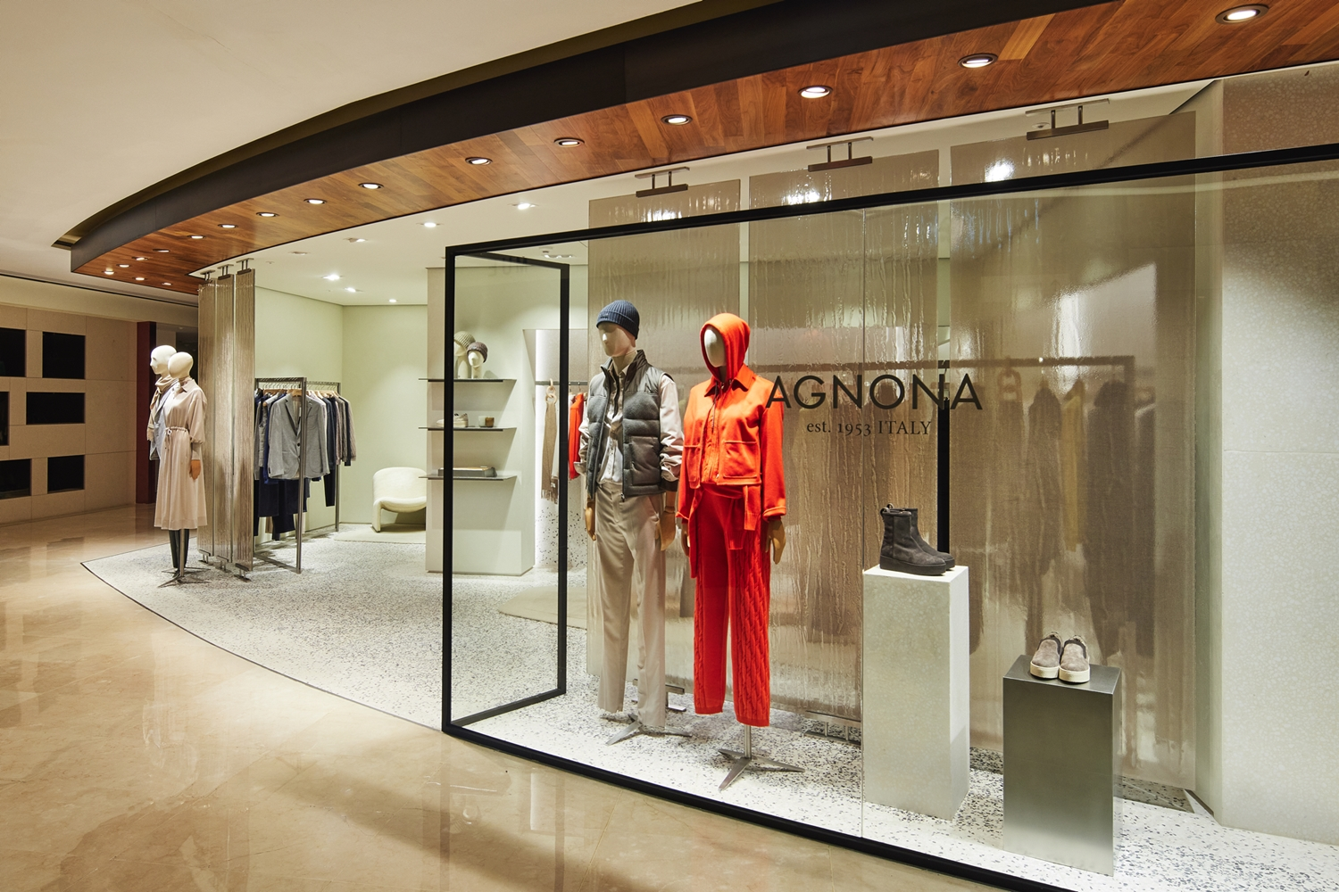 한섬, 현대백화점 압구정본점에 단독 매장 오픈