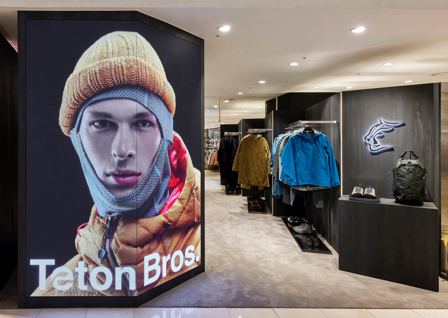 LF 티톤브로스, 국내 첫 단독 매장 오픈