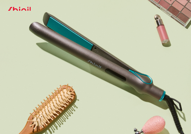 신일, ‘헤어 고데기’ 선보여