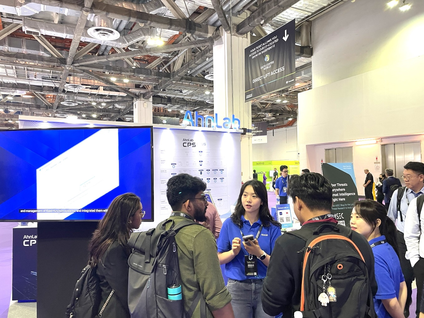 안랩, 싱가포르 대규모 IT 전시회 ‘Tech Week Singapore 2024’에서 부스 전시 진행