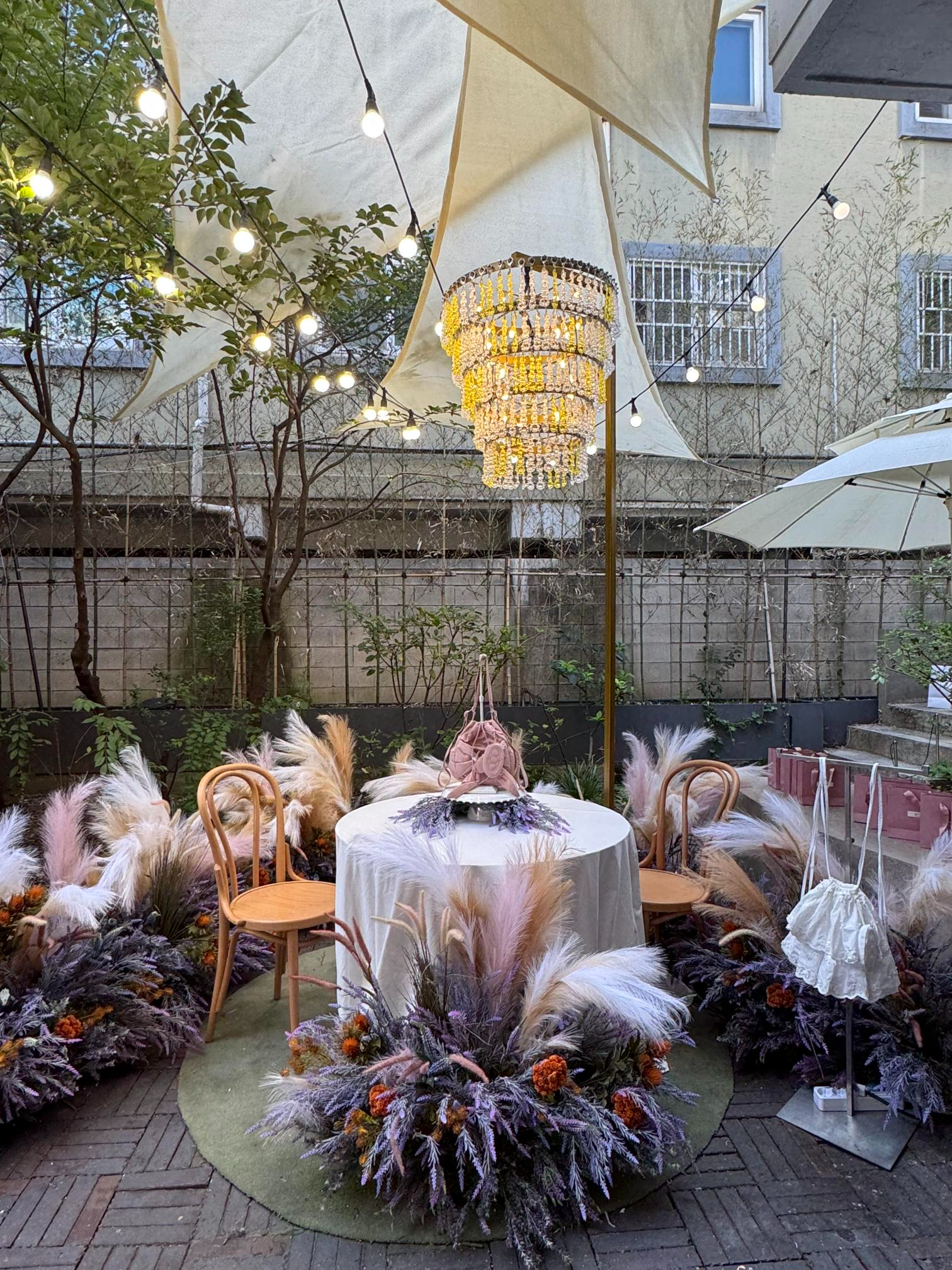 LF 아떼 바네사브루노, 성수 팝업스토어 오픈