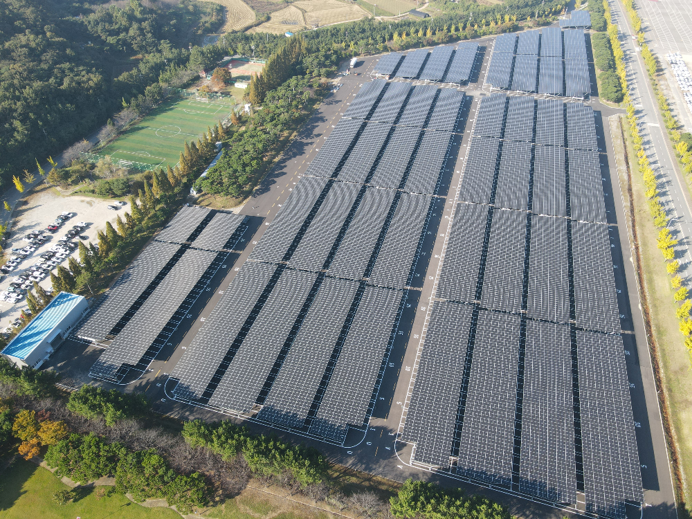 현대자동차 아산공장에 설치된 태양광 자가발전 시설의 모습.(사진=현대자동차)
