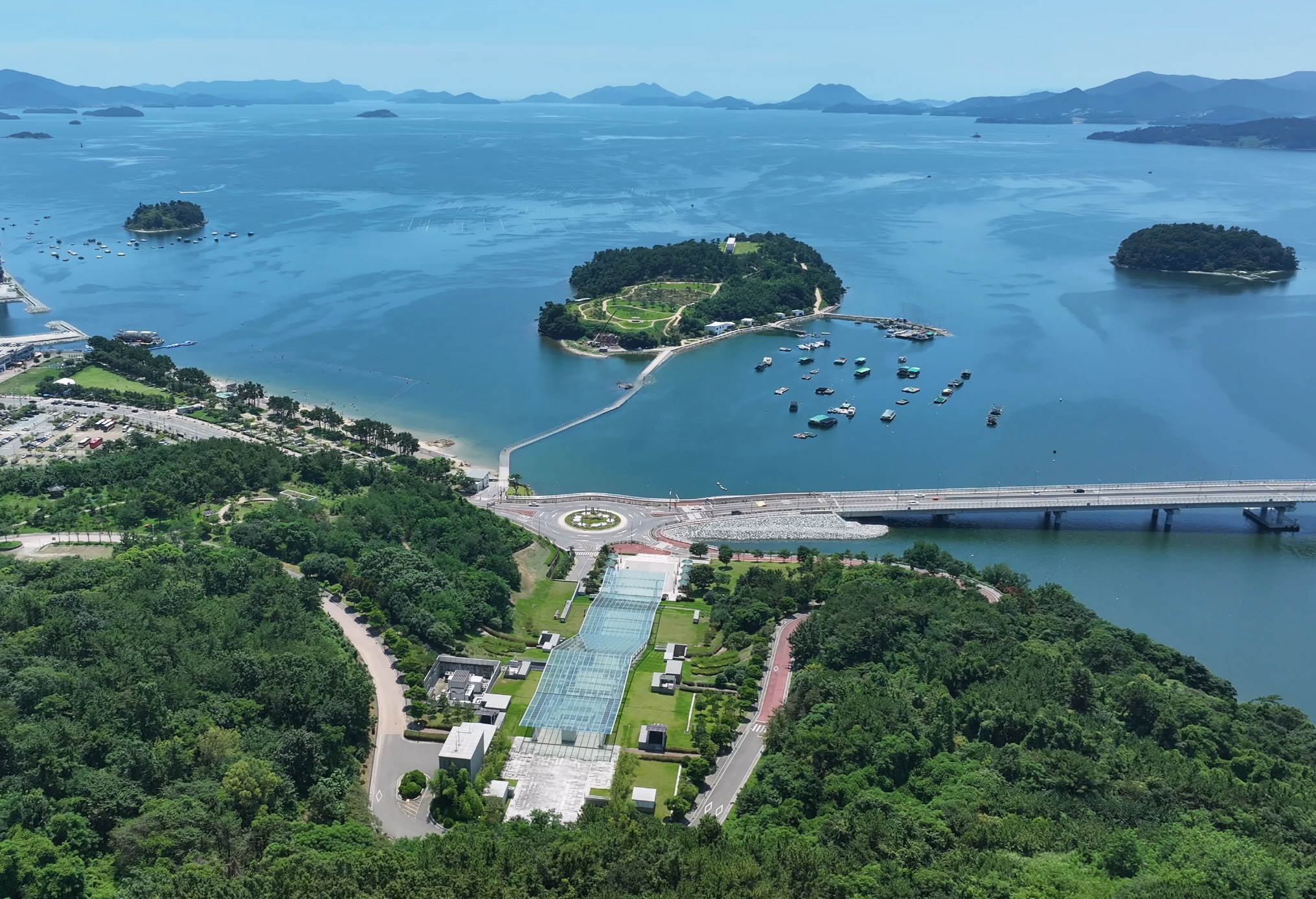 GS칼텍스 예울마루 및 장도 전경