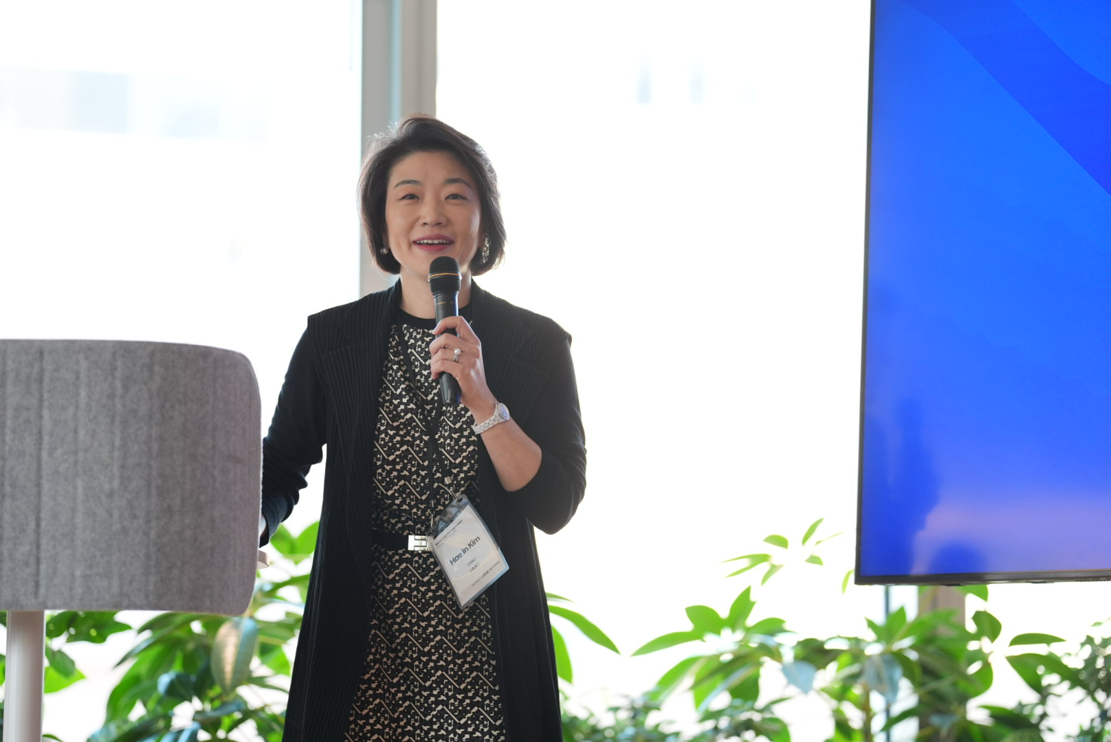 12일(화) 현대차 강남대로 사옥에서 열린 현대차-유엔여성기구 여성역량강화원칙 워크숍에서 현대자동차 HR본부장 김혜인 부사장이 환영사를 하고 있다.(사진=현대자동차)