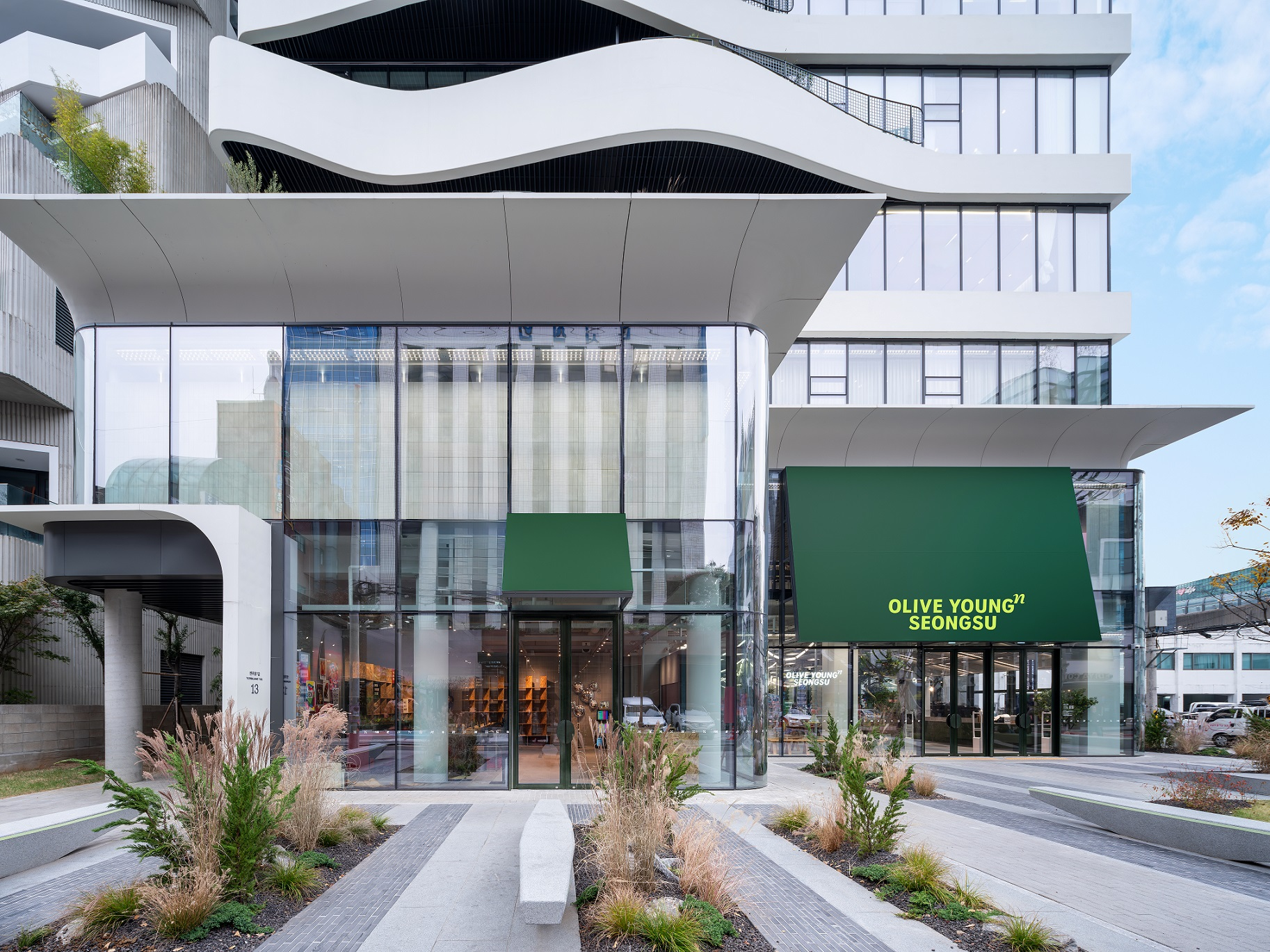 CJ올리브영, 글로벌 K-트렌드 중심지에 ‘올리브영N 성수’ 진행