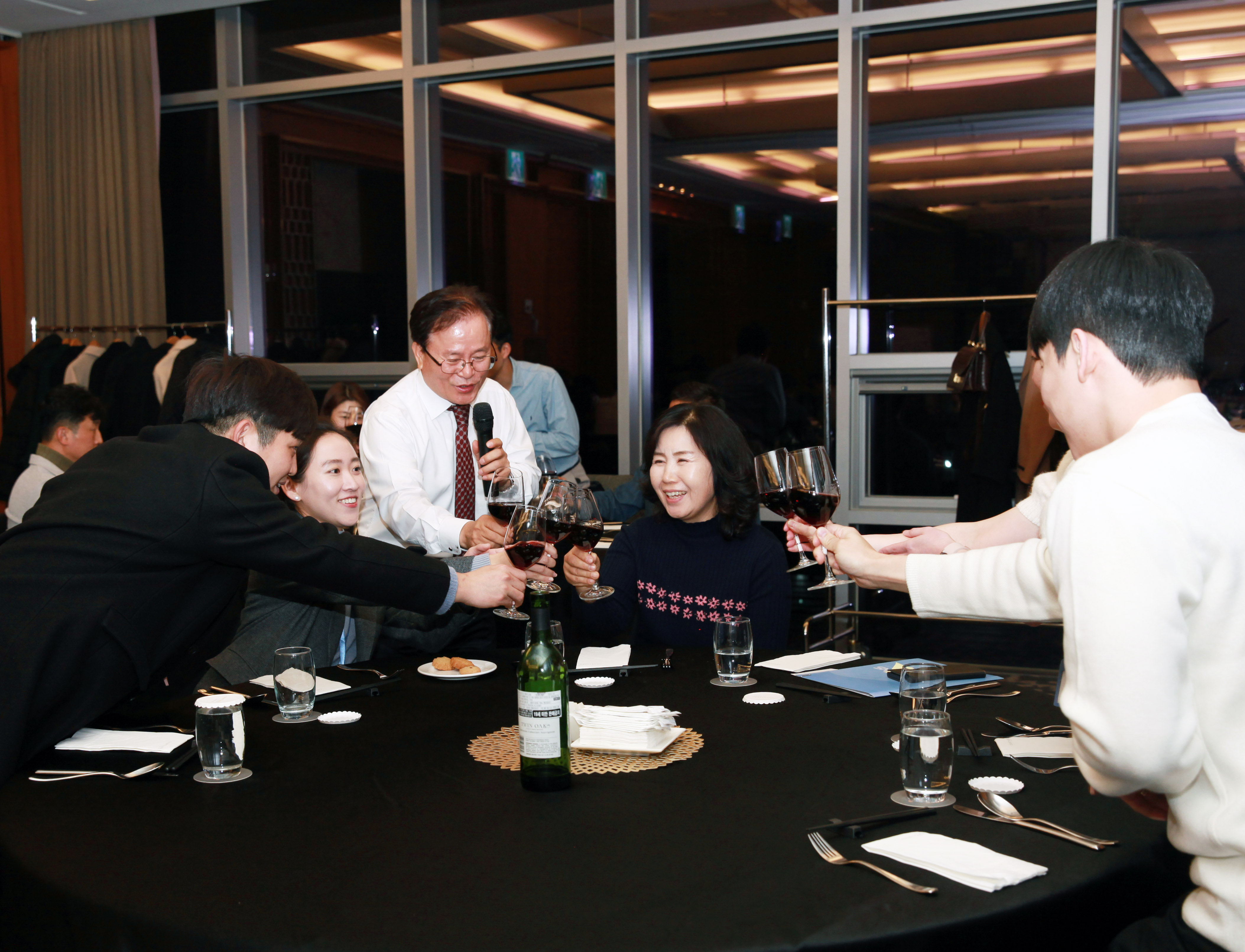 NS홈쇼핑, 신혼부부 임직원 초청 행사 진행