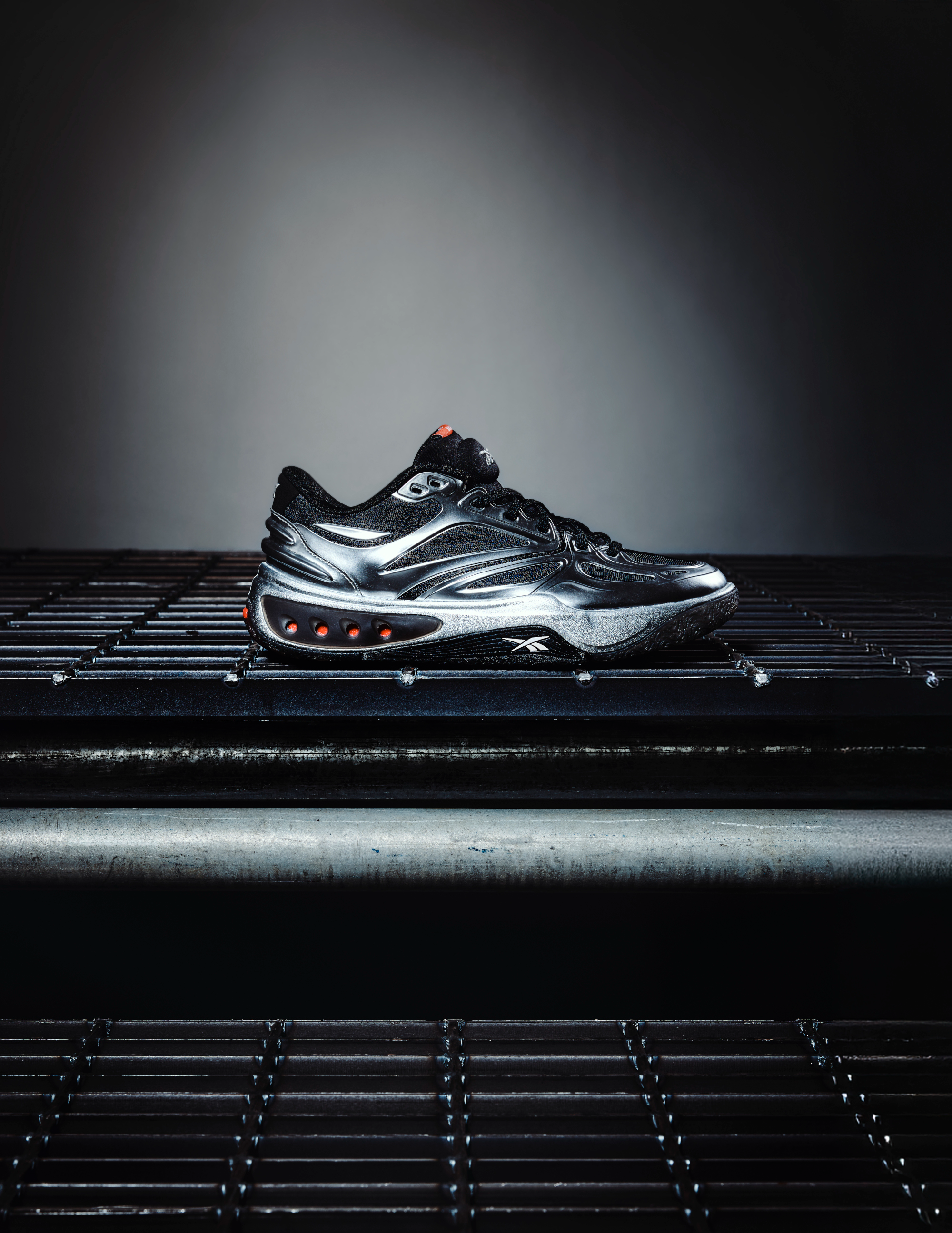 리복, 퍼포먼스 농구화 ‘엔진A’ 글로벌 선보여