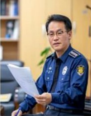 이성하 소장.(제공=장흥교도소)