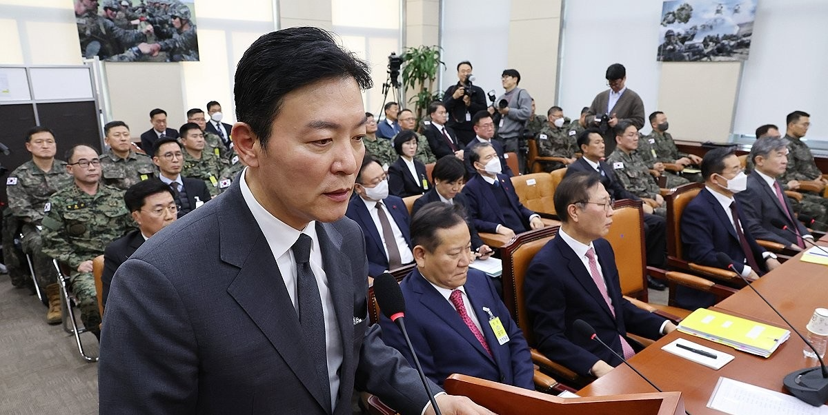 질의에 답변하는 김성훈 대통령경호처 차장(사진=연합뉴스)