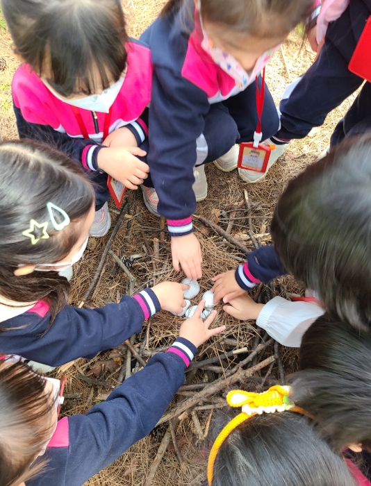 “솔밭공원 유아숲체험원으로 놀러오세요!”