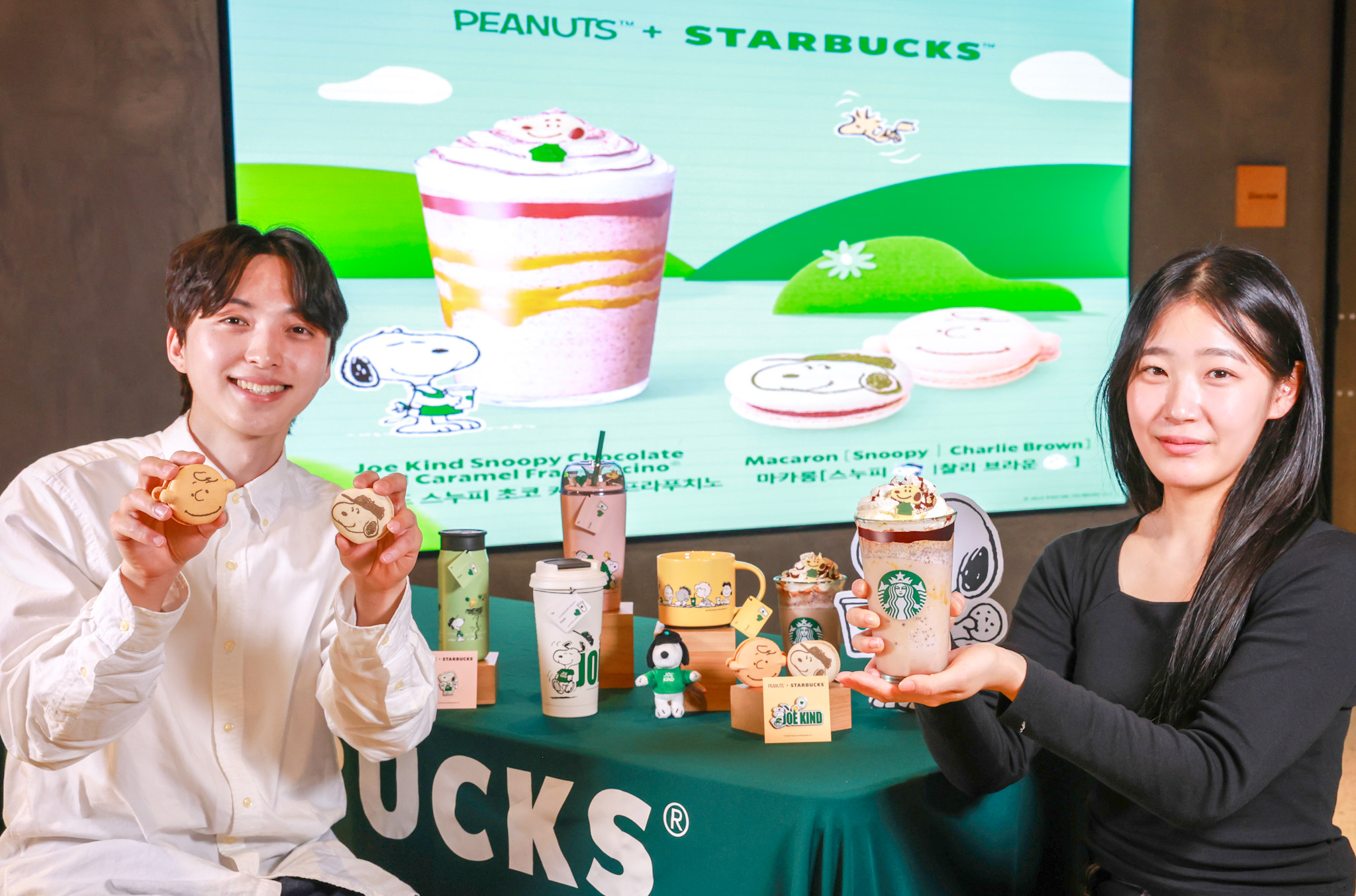 스타벅스, 스누피 컬래버레이션 실시