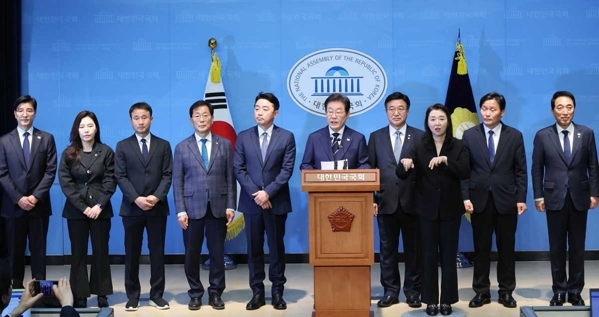 캠프 인선 소개하는 이재명 전 대표(사진=연합뉴스)