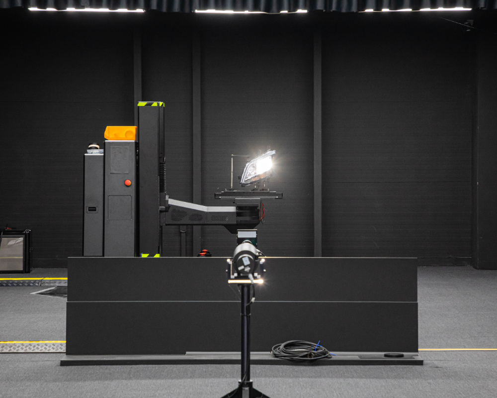 튜닝안전기술원 등화장치 적합조사 장비 모습.(사진=TS)