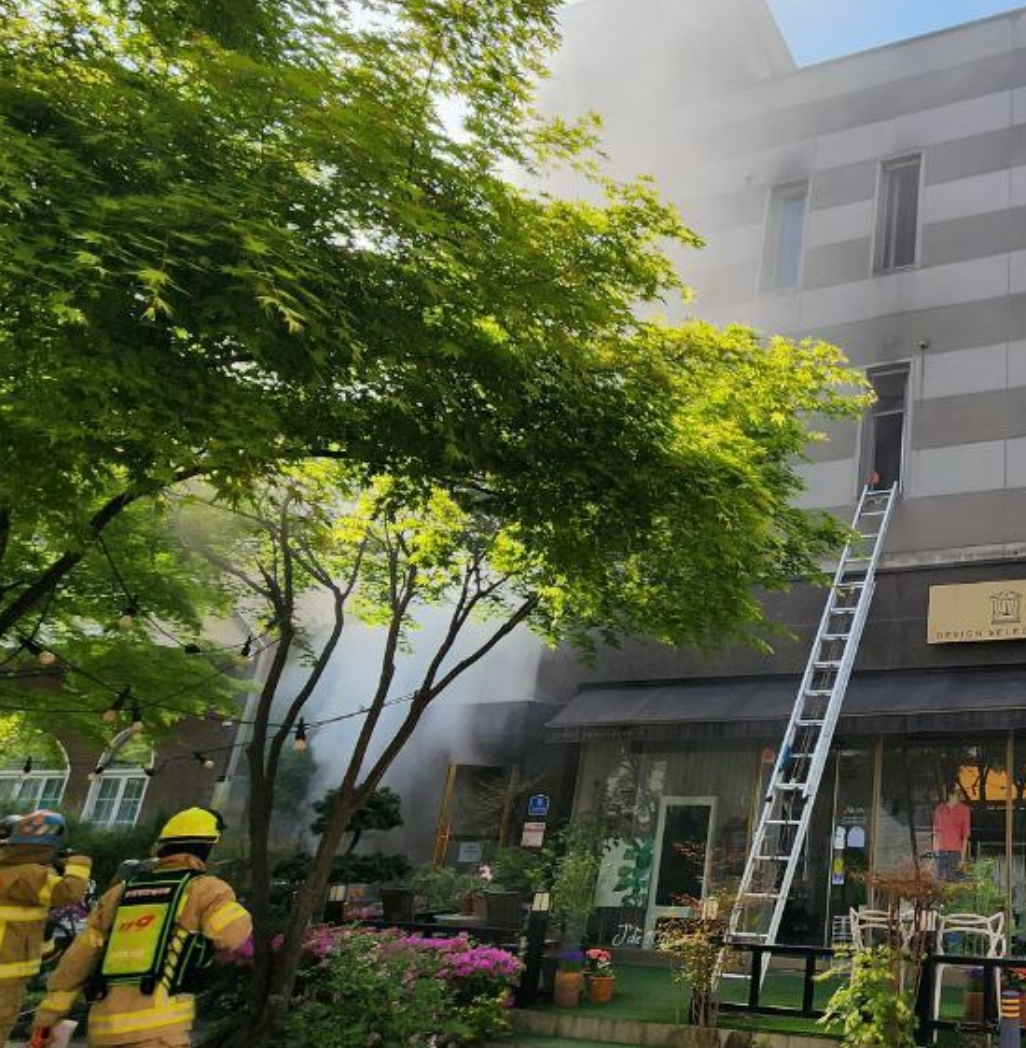 성남 화재 현장(사진=연합뉴스)