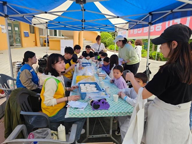 부산어린이창의교육관이 준비한 풍성한 어린이날 축제(2024년 축제 체험부스).(제공=부산교육청)