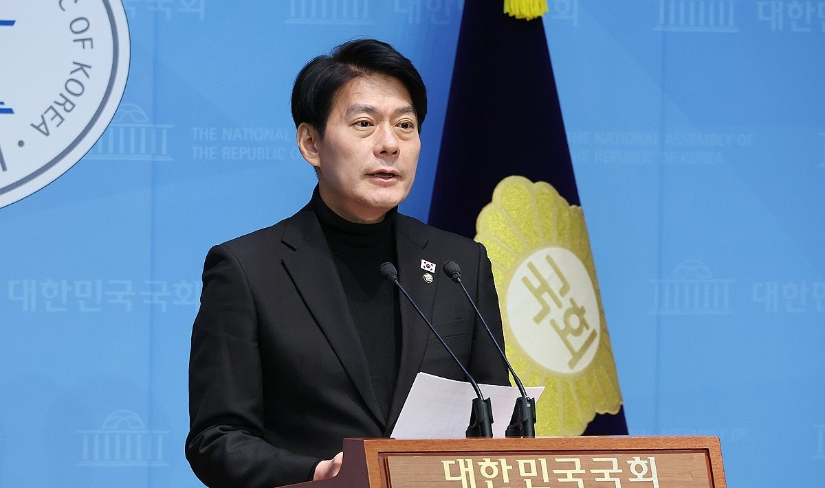 브리핑하는 한민수 대변인(사진=연합뉴스)