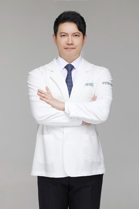 척추센터 석상윤 과장.(제공=부산 부민병원)