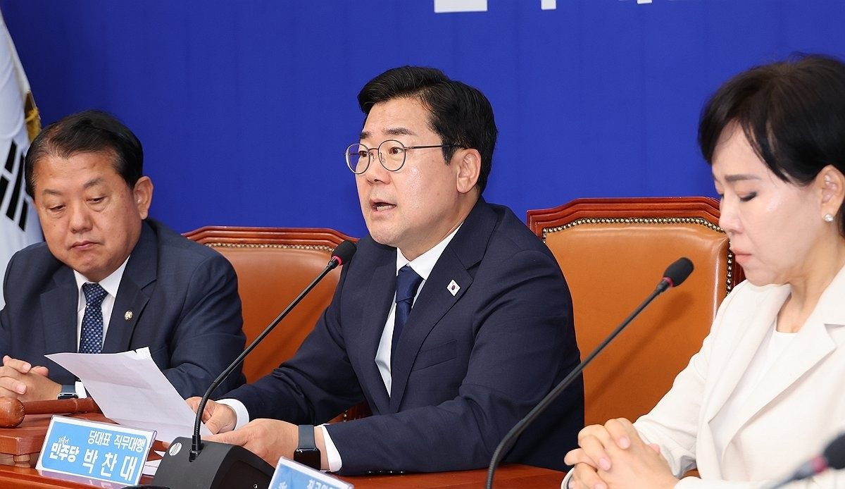 발언하는 박찬대 대표 직무대행 겸 원내대표(사진=연합뉴스)