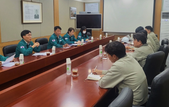 안상현 부시장과 나주시 관계자들이 주요 시설 안전 점검에 나선 모습