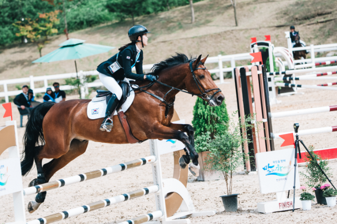 ‘2023 AEF컵 아시아주니어 승마대회’ 장애물(100cm) 준우승마 '케이스타'. 사진=마사회