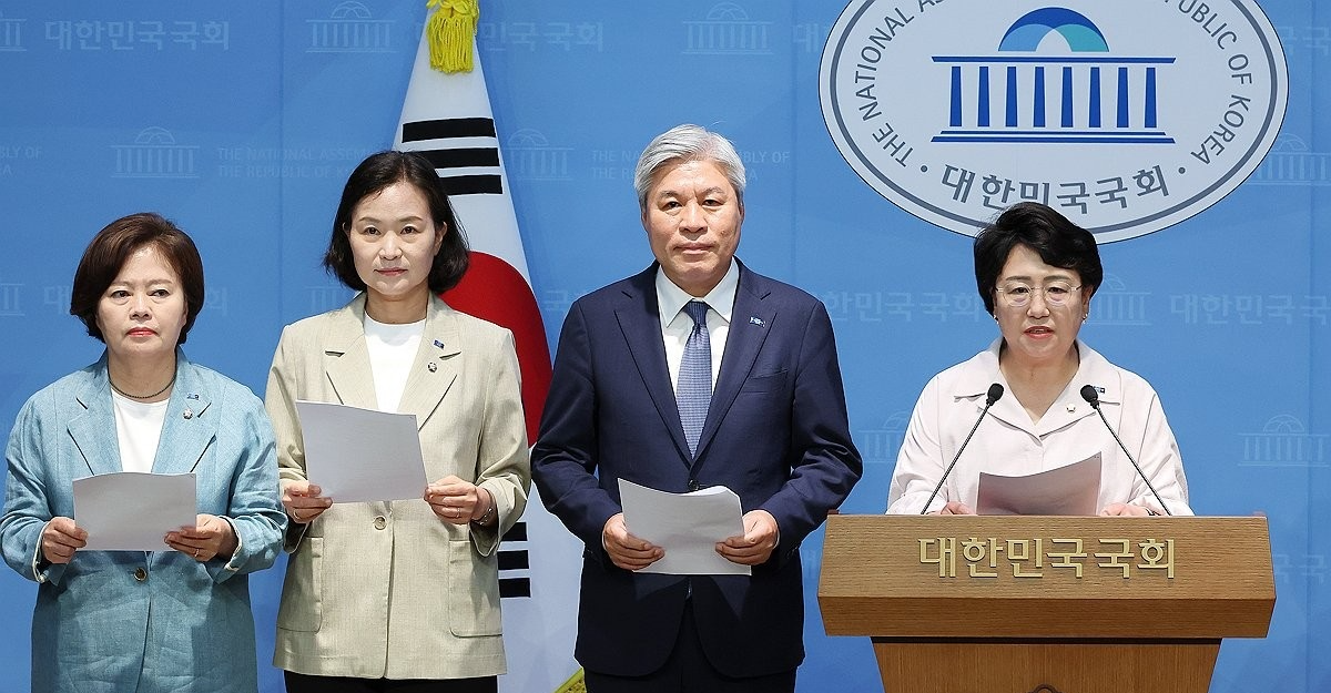 기자회견하는 조국혁신당 김선민 당 대표 권한대행(사진=연합뉴스)