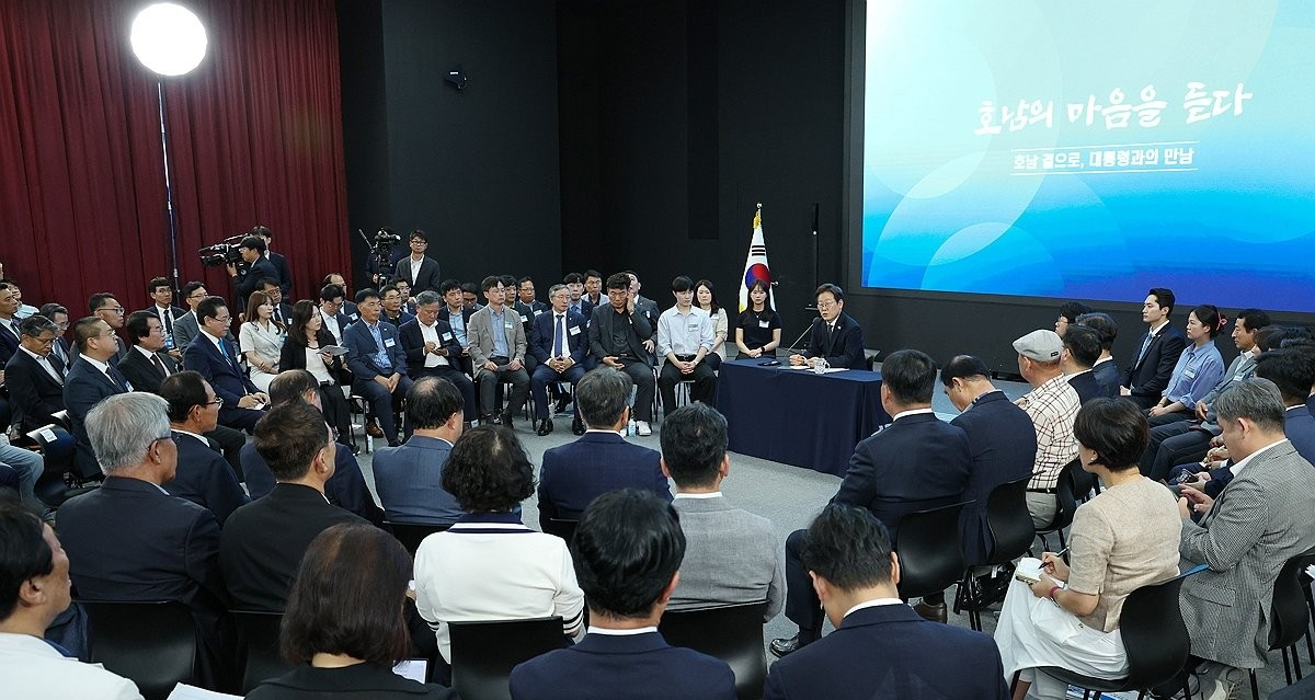 광주시민·전남도민 타운홀미팅 참석한 이재명 대통령(사진=연합뉴스)