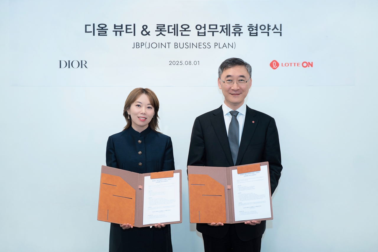 롯데온, 디올 뷰티와 전략적 비즈니스 파트너십 체결