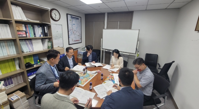 중부내륙연계발전지역법 개정 위해 국회 방문