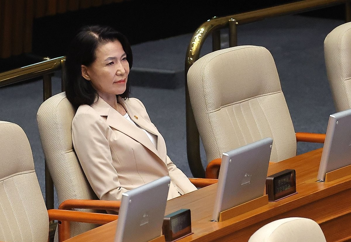 본회의장 앉아 있는 이진숙 방통위원장(사진=연합뉴스)
