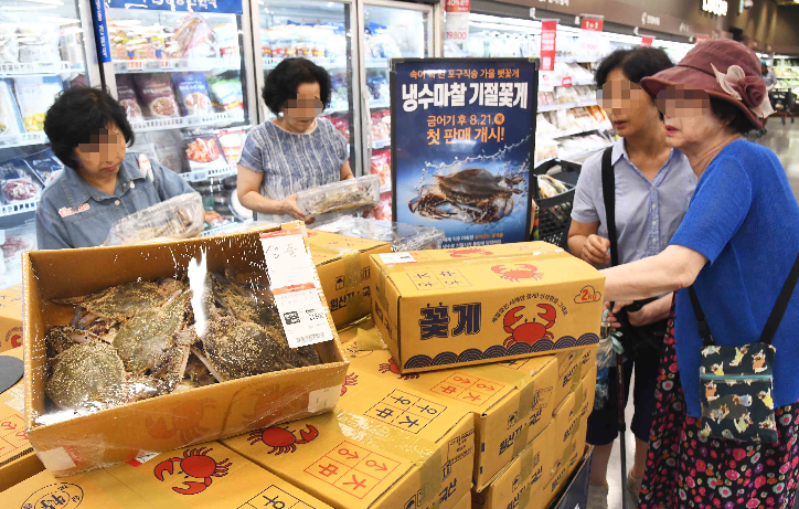 홈플러스, 가을 꽃게 50% 할인 이벤트 실시