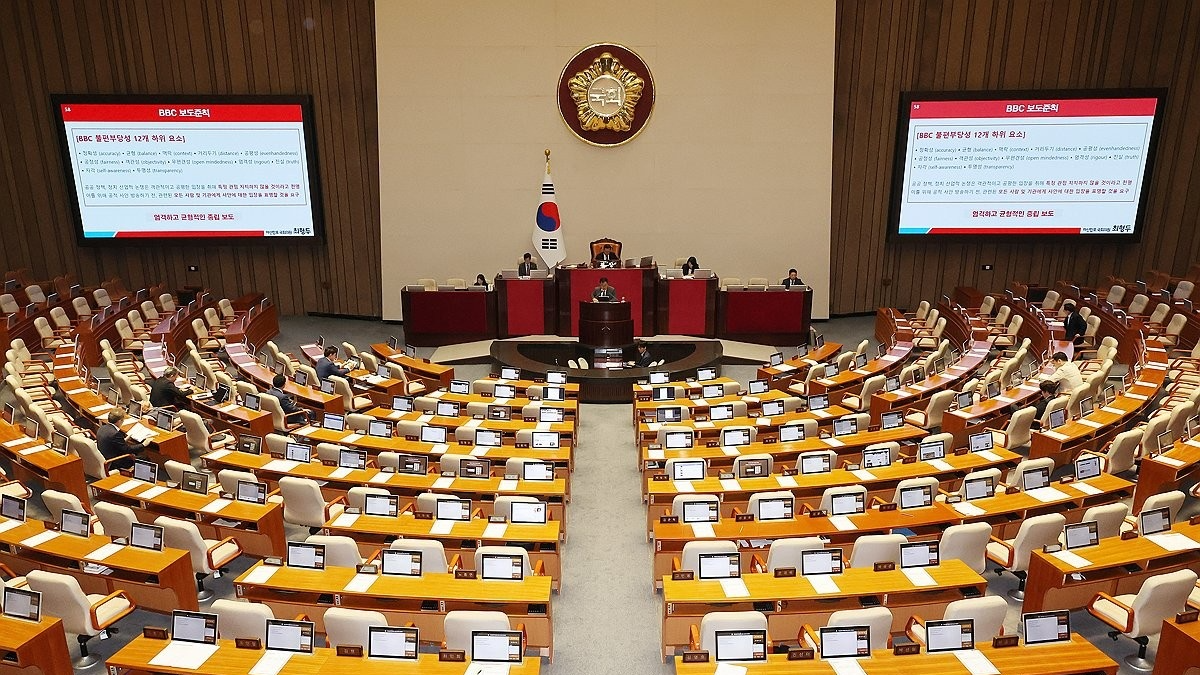무제한 토론 이어가는 최형두 의원(사진=연합뉴스)