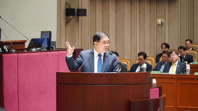 허성무 의원의 예결위 질의모습.(제공=허성무의원실)