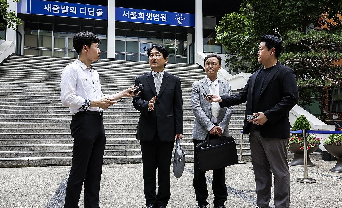 류화현 위메프 대표이사(왼쪽)와 류광진 티몬 대표이사(사진=연합뉴스)