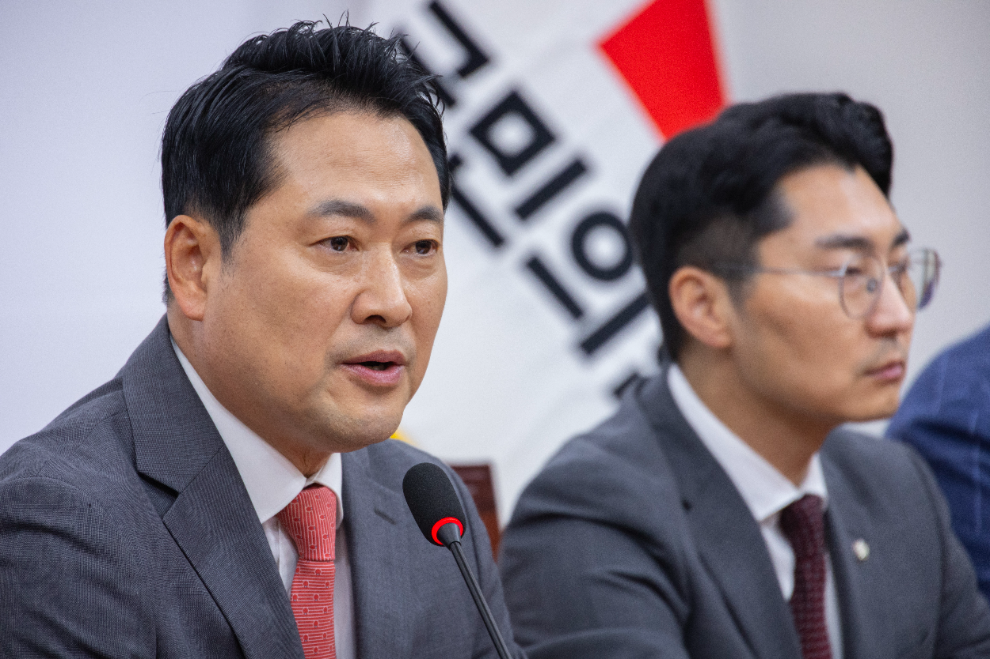 국민의힘 장동혁 대표, 추석 연휴 앞두고 기자간담회(사진=연합뉴스)