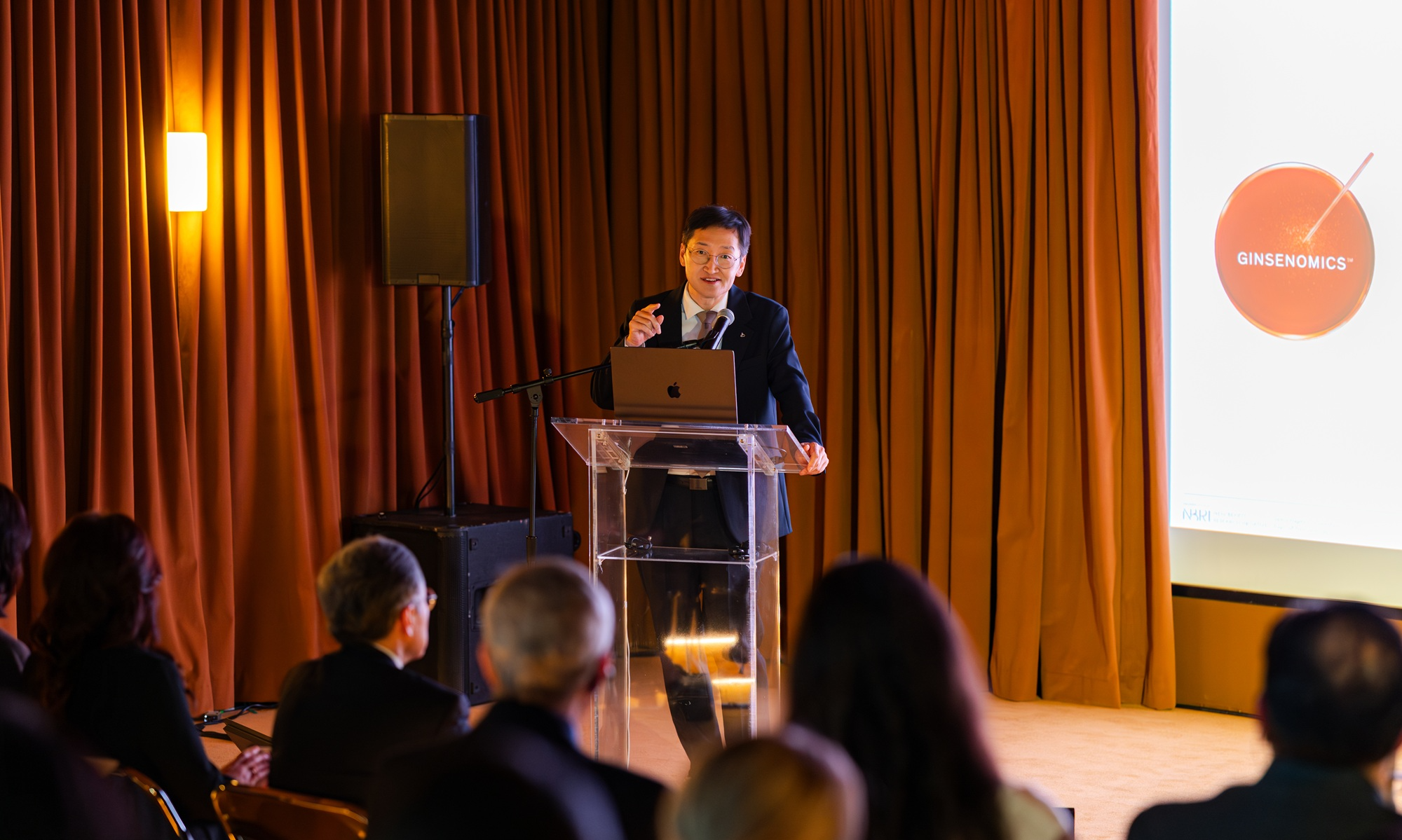 아모레퍼시픽, 존스홉킨스와 피부 장수 성분 효능 입증