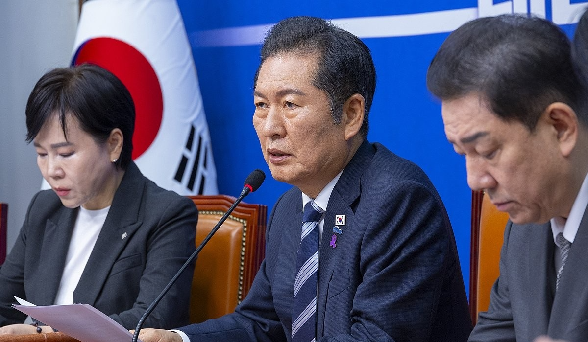 최고위원회의에서 발언하는 정청래 대표(사진=연합뉴스)