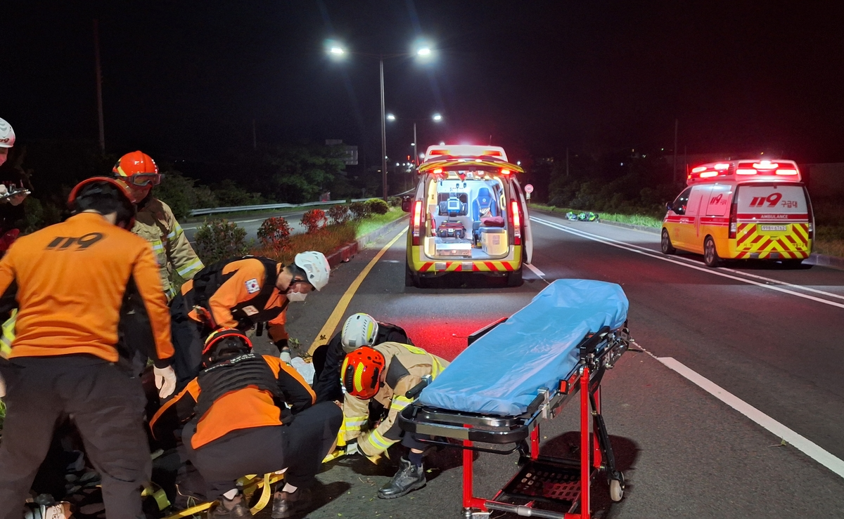 애조로 오토바이 사고 현장(사진=연합뉴스)