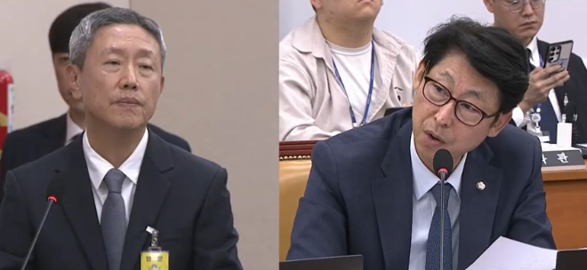 더불어민주당 이훈기 의원(오른쪽)이 홈앤쇼핑 문재수 대표(왼쪽)에 질의하고 있다. 사진=이훈기 의원실