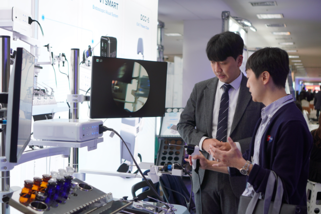 동아참메드, 이비인후과 종합학술대회서 이비인후과 진료장비 선보여